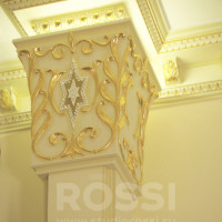 Painting gilding decoration of stucco 0
